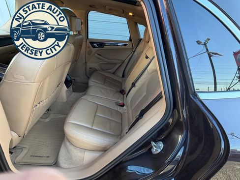 Used 2015 Porsche Macan S w/ Premium Package Plus AWD/4WD image 7