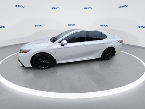 Used 2023 Toyota Camry XSE image 4