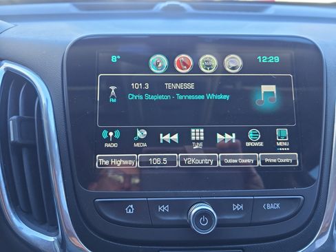 Used 2018 Chevrolet Equinox LT w/ Sun & Infotainment Package image 27