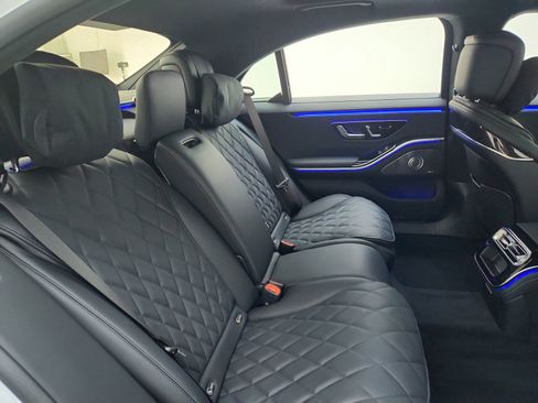 New 2026 Mercedes-Benz S 580 4MATIC Sedan image 14