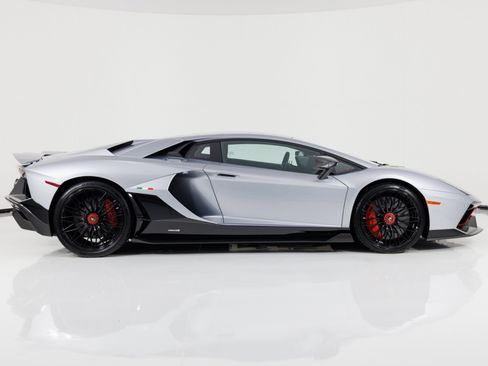 Used 2022 Lamborghini Aventador LP 780-4 Ultimae AWD/4WD image 2