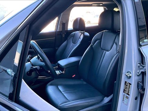 Used 2023 Kia Sorento SX image 7