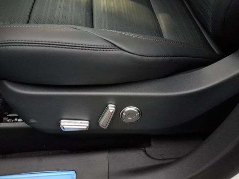 New 2026 Lincoln Nautilus Reserve image 14