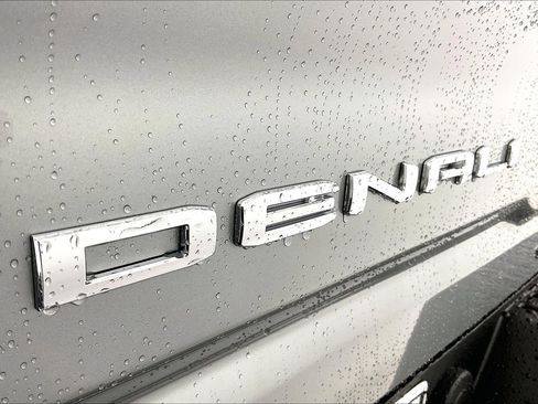 New 2026 GMC Sierra 2500 Denali w/ Denali Reserve Package image 17