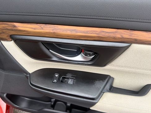 Used 2018 Honda CR-V EX image 32