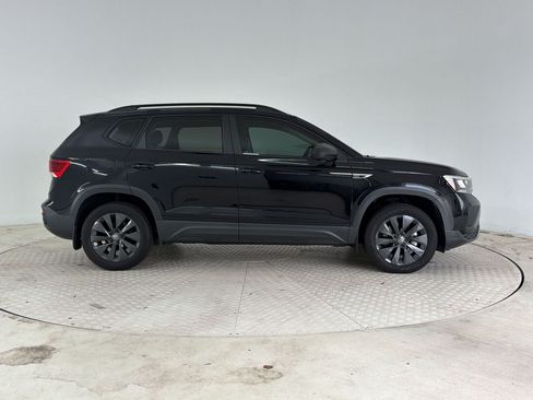 Used 2023 Volkswagen Taos S FWD image 8