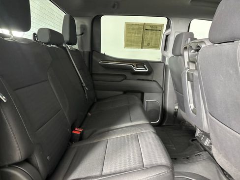 Used 2022 GMC Sierra 1500 SLE AWD/4WD image 26