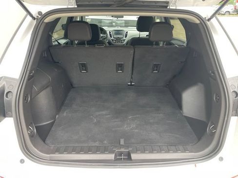 Certified 2024 Chevrolet Equinox LS w/ LS Convenience Package FWD image 7