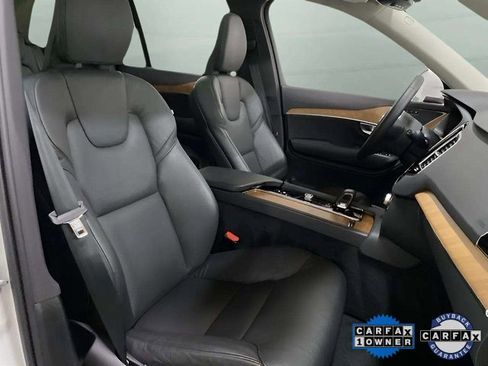 Used 2025 Volvo XC90 B6 Plus image 91