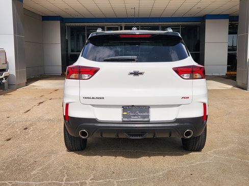Used 2023 Chevrolet TrailBlazer RS FWD image 7