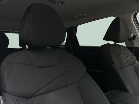 Certified 2025 Hyundai Tucson SEL AWD/4WD image 18