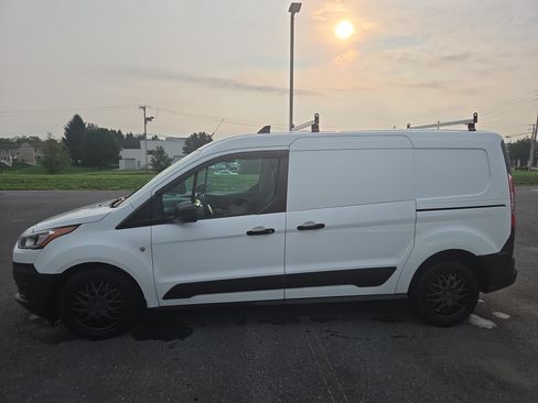 Used 2019 Ford Transit Connect XL FWD image 11