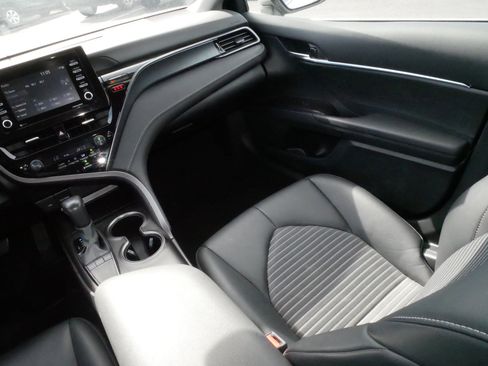 Certified 2024 Toyota Camry SE image 11