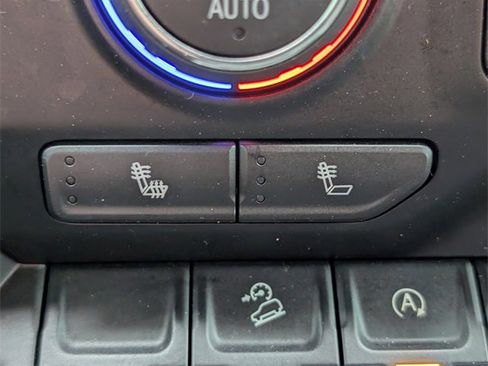 Used 2020 Chevrolet Silverado 1500 RST image 18