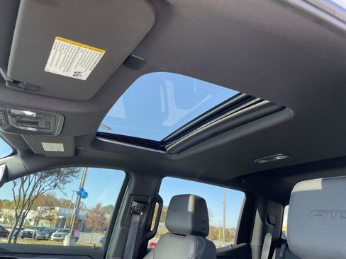 Used 2024 GMC Sierra 1500 AT4 w/ Technology Package image 20