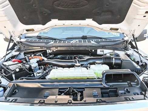 Used 2025 Ford F150 Lariat w/ Equipment Group 501A Mid image 27