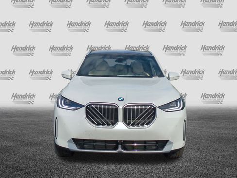 Used 2026 BMW X3 xDrive30i w/ Convenience Package AWD/4WD image 3