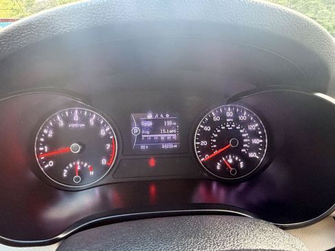 Used 2018 Kia Optima LX w/ 17" Alloy Wheels Package FWD image 27