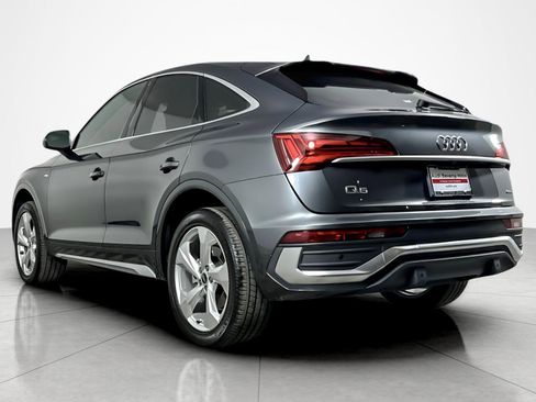 Used 2023 Audi Q5 2.0T Premium w/ Convenience Package image 3