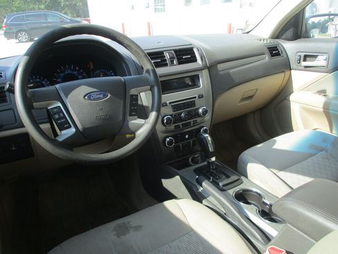 Used 2012 Ford Fusion SE FWD image 7