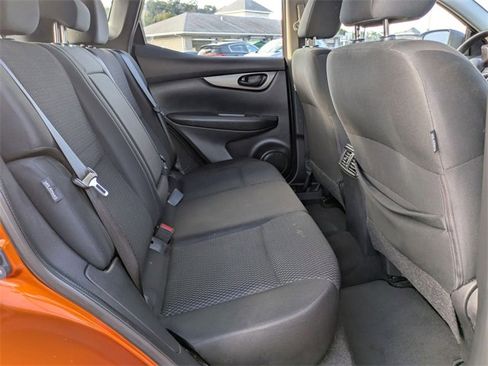 Used 2021 Nissan Rogue Sport S image 21