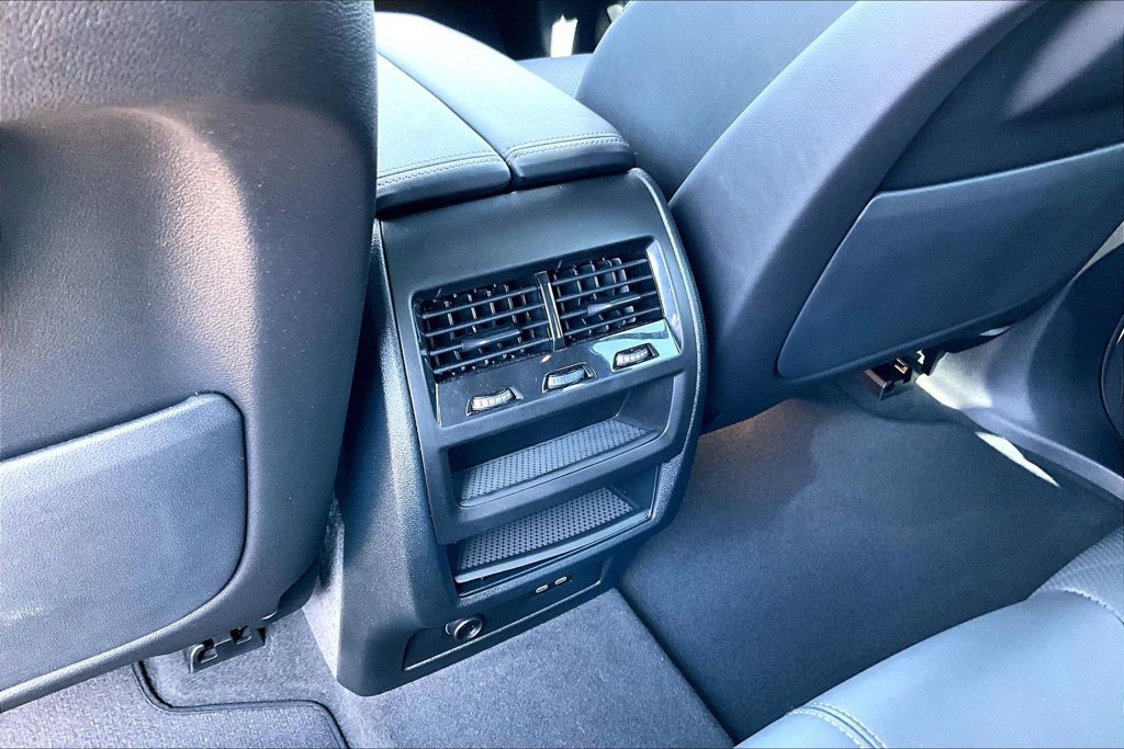Used 2024 BMW X5 xDrive40i w/ Parking Assistance Package AWD/4WD image 24