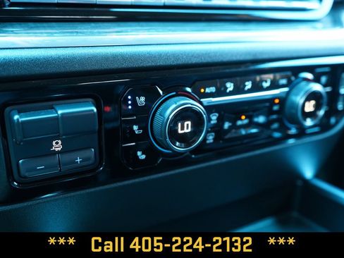 Used 2023 Chevrolet Silverado 1500 LTZ w/ Technology Package AWD/4WD image 45