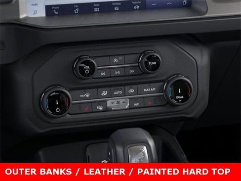 New 2025 Ford Bronco Outer Banks image 16