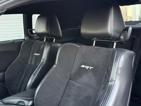 Used 2015 Dodge Challenger SRT Hellcat image 24