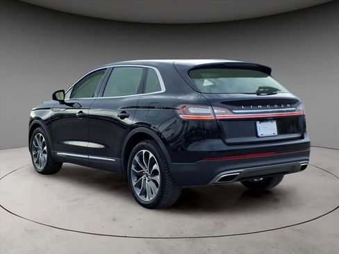 Certified 2022 Lincoln Nautilus Reserve w/ Equipment Group 201A image 3