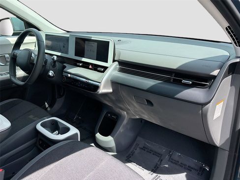 Used 2024 Hyundai Ioniq 5 SEL image 28