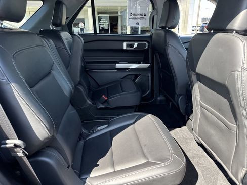 Certified 2023 Ford Explorer XLT w/ Equipment Group 202A image 17