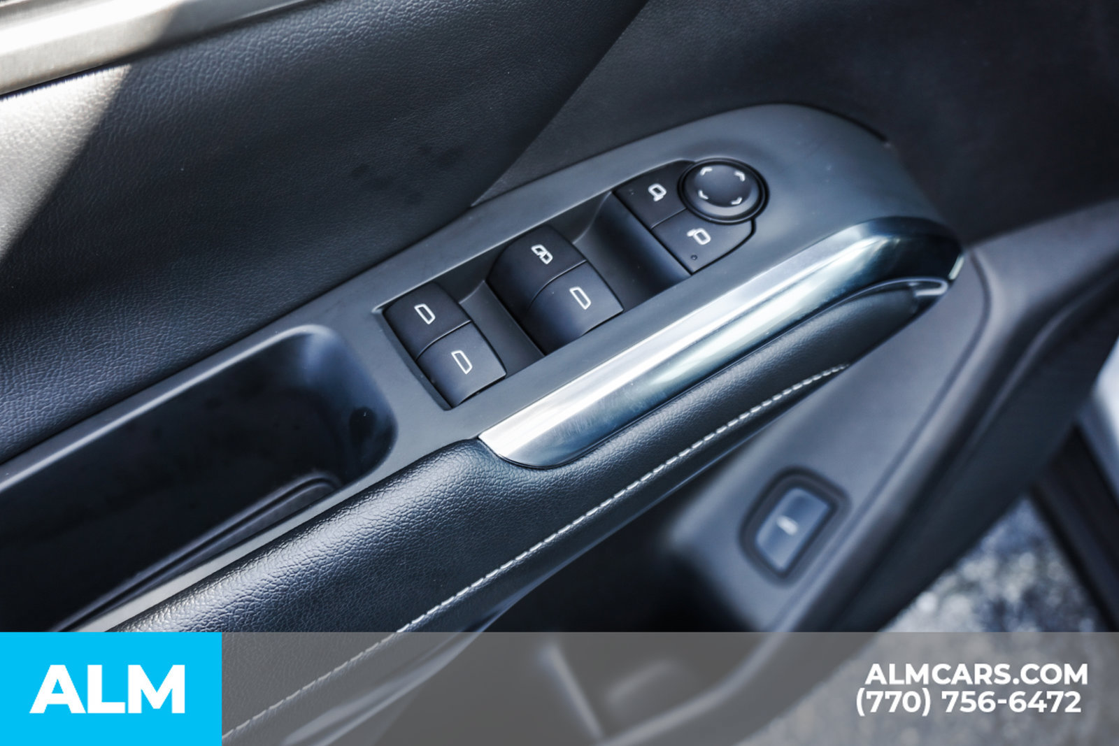 Used 2025 Chevrolet Traverse LT w/ LPO, Floor Liner Package FWD image 48