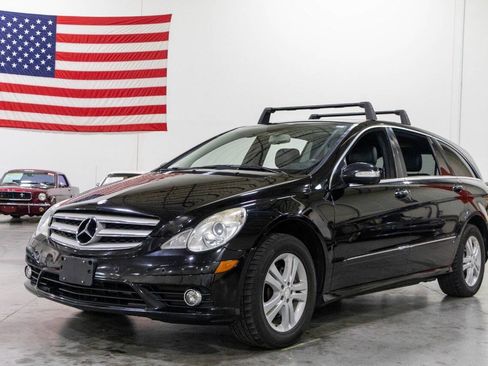 Used 2008 Mercedes-Benz R 350 4MATIC image 3