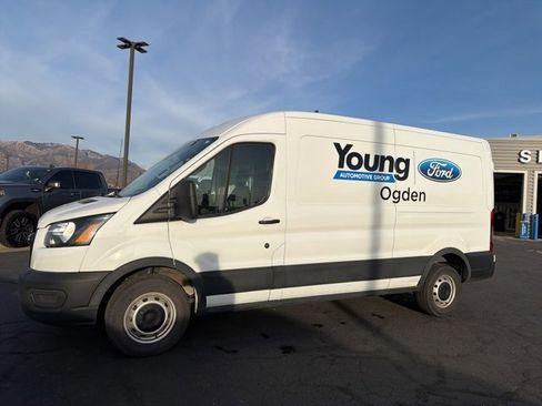 Used 2021 Ford Transit 150 Medium Roof image 21