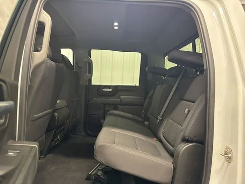 Used 2022 Chevrolet Silverado 3500 LT image 13