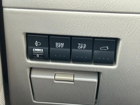 Used 2011 MAZDA CX-9 Grand Touring w/ Moonroof & Bose Audio Pkg image 22