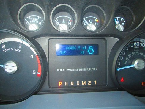 Used 2014 Ford F350 XL w/ Power Equipment Group image 9