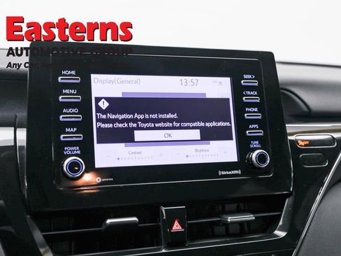 Used 2023 Toyota Camry SE image 19