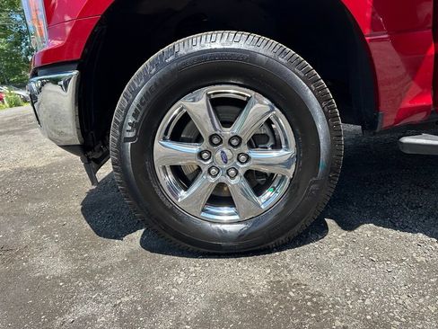 Used 2018 Ford F150 XLT w/ Equipment Group 302A Luxury AWD/4WD image 37