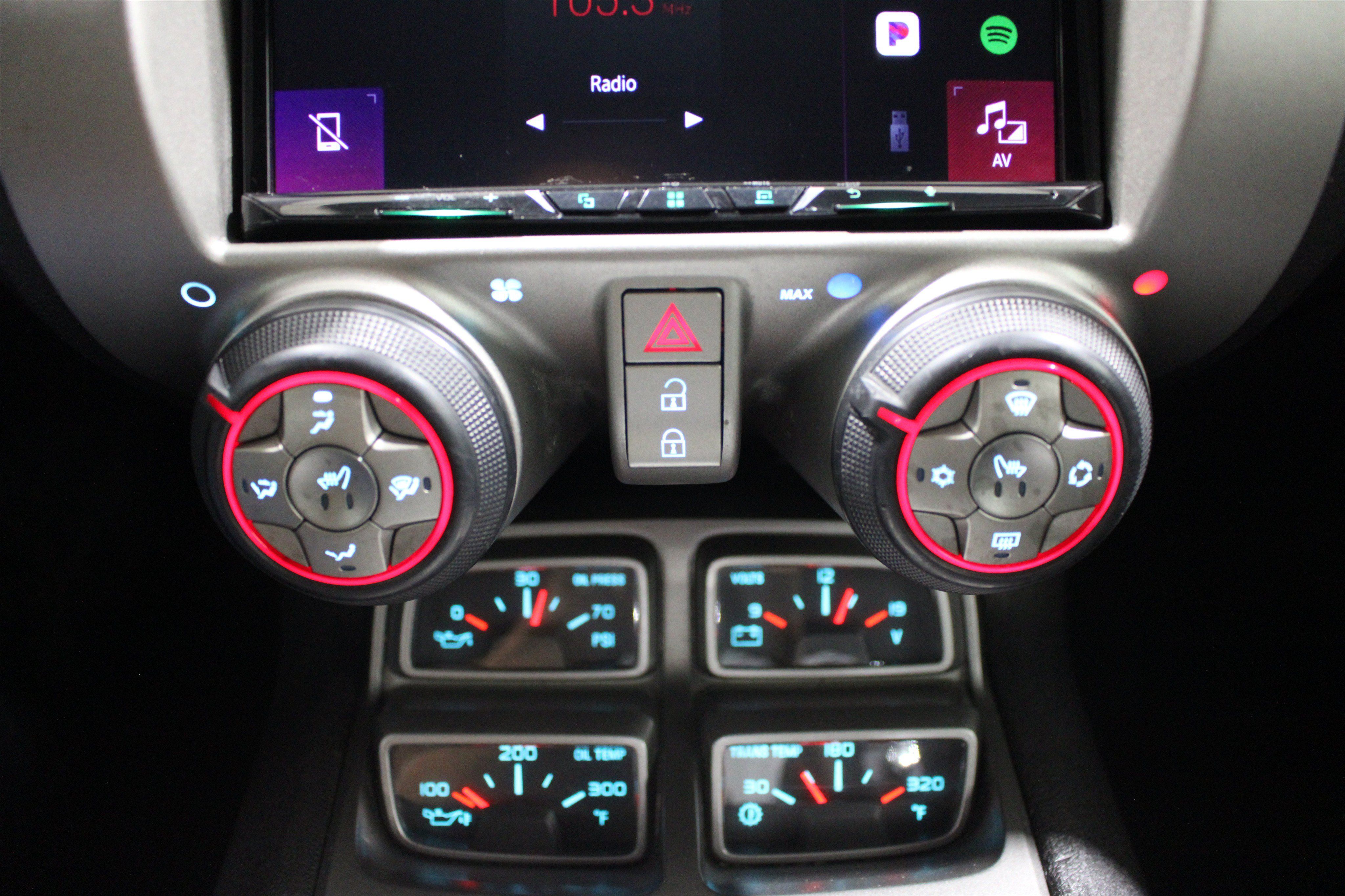 Used 2010 Chevrolet Camaro SS RWD image 17