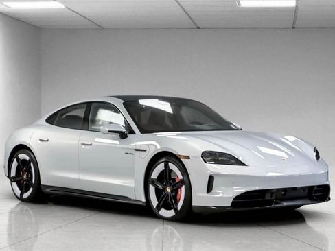 New 2025 Porsche Taycan GTS image 69