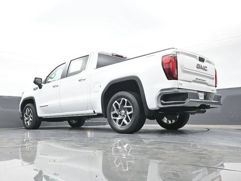 Used 2023 GMC Sierra 1500 SLT w/ SLT Convenience Package AWD/4WD image 49