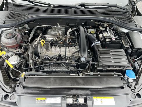Certified 2021 Volkswagen Jetta SE image 13