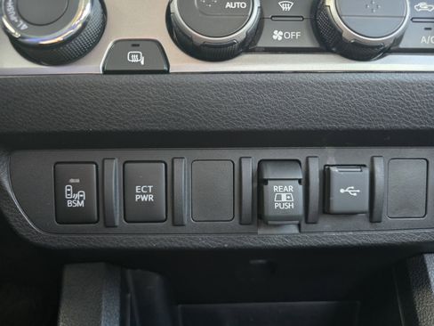 Used 2023 Toyota Tacoma 4x4 Double Cab image 26