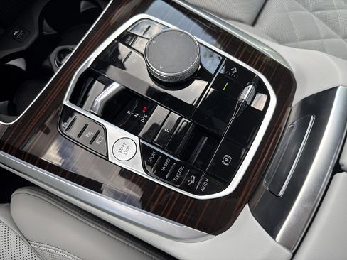 New 2026 BMW X5 xDrive50e w/ Climate Comfort Package image 17