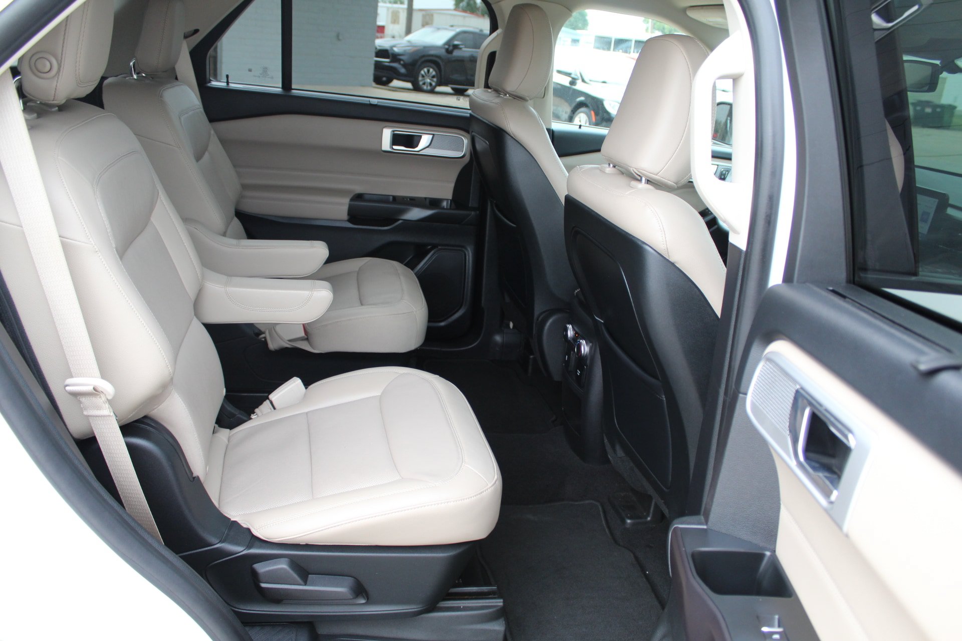 Used 2020 Ford Explorer Limited AWD/4WD image 20