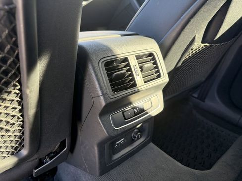 Used 2021 Audi Q5 2.0T Premium w/ Convenience Package image 18