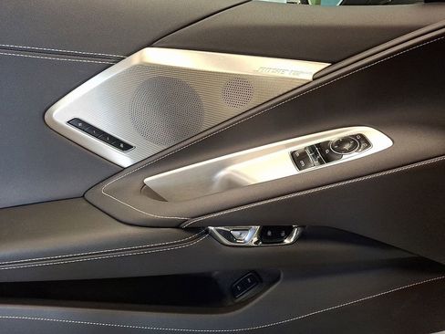 Certified 2024 Chevrolet Corvette Stingray Preferred Cpe w/ 2LT image 11