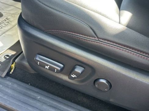 Used 2021 Toyota 4Runner Venture w/ Moonroof Package AWD/4WD image 11